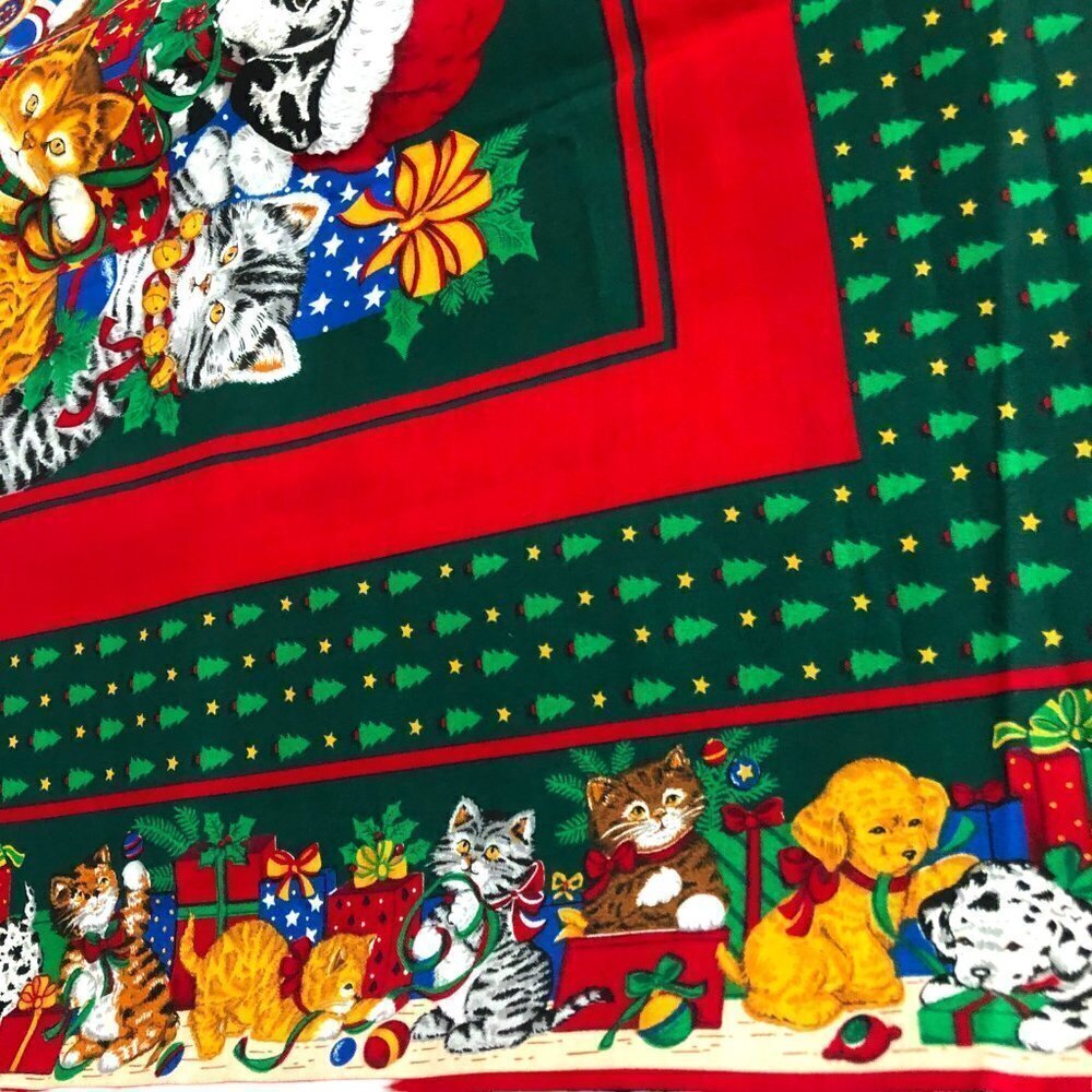 Fabric for Christmas Pillow Covers Puppy Kitten Cranston Print 100% Cotton USA - Picture 4 of 6